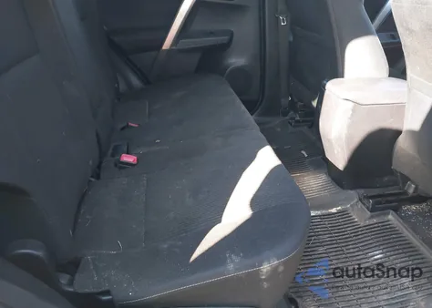 2013 Toyota Rav4 Xle z USA, uszkodzony, nr VIN JTMRFREV1DD012736